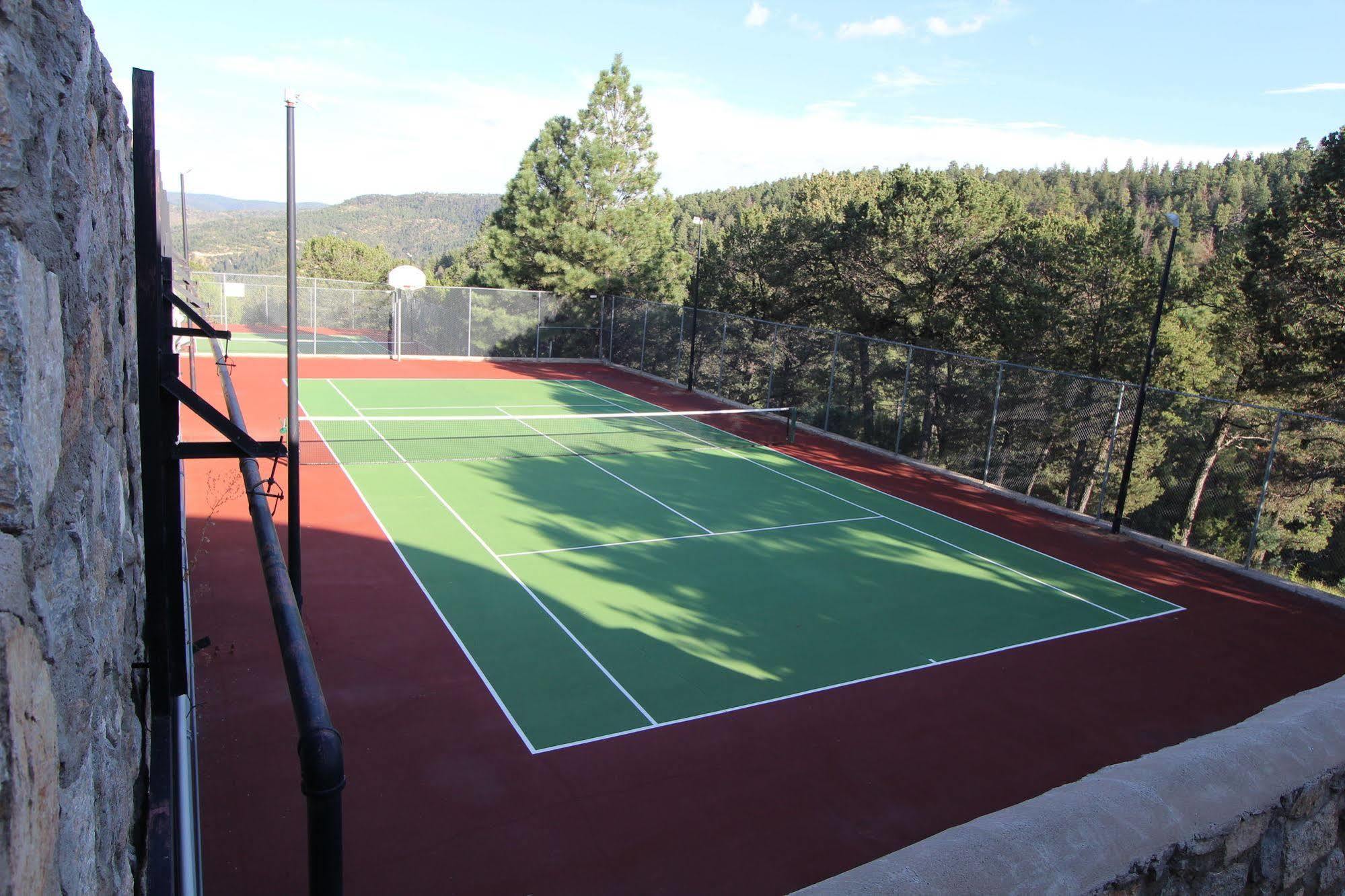 Crown Point Resort Ruidoso Exterior photo